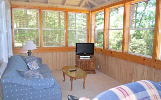 Cedar - Elbert's - 2 Br Duplex