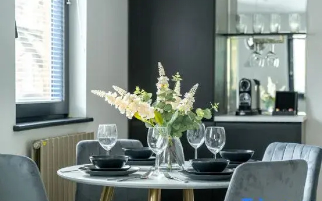 Gorgeous XL Flat, close to Elephant and Castle