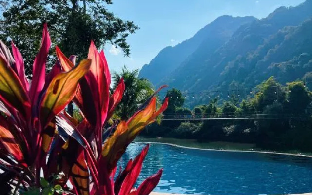 Champathong Garden Resort