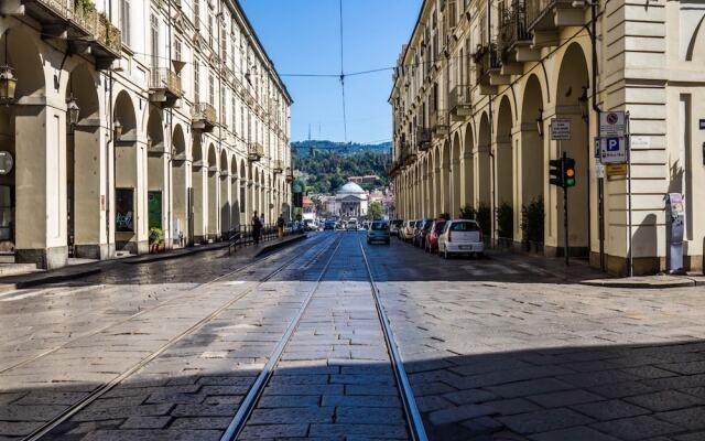 "fronte Po Torino, Foot Of The Hill - Only Non-smoking"