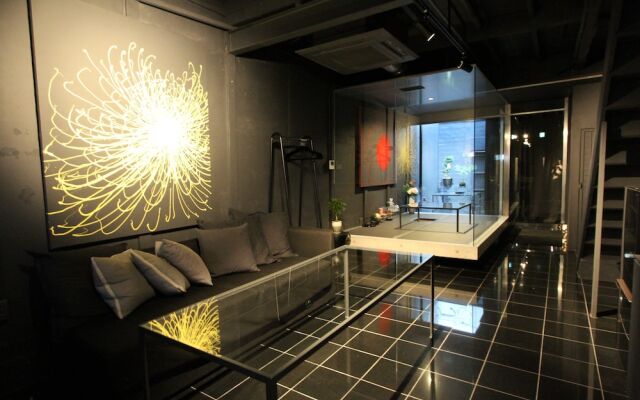 MAISON DE 9 Osaka Shinsaibashi East