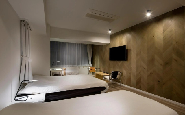 City Hotel N.U.T.S.