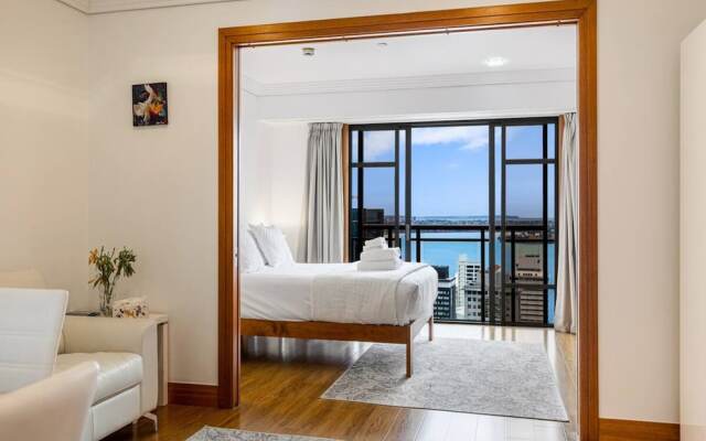 1BR in Prime location+City views by Zodiak Stays