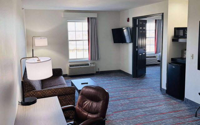 Ramada by Wyndham Sparta/At Speedway