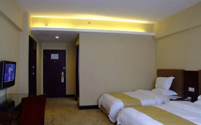 Peach Blossom River Hotel