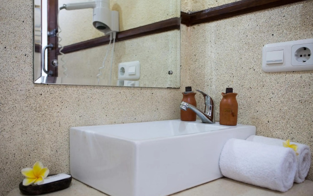 Aniniraka Resort & Spa