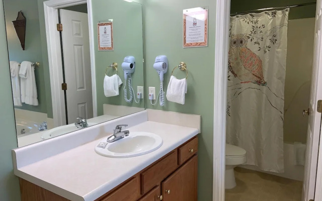 Whispering Pines 252