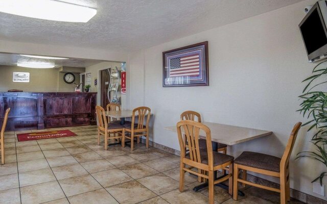 Econo Lodge Downtown