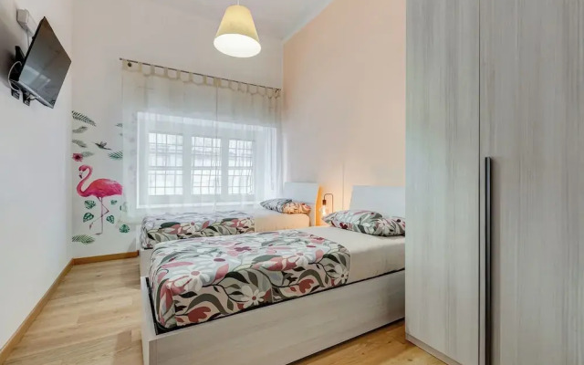 3-Bedroom Home Near Trastevere Station