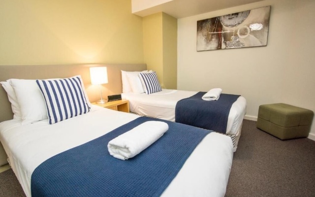 Lorne Beachfront Accommodation – Guest Rooms – Lorne