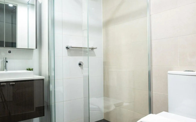 City view 2BR2BA Maribyrnong +wifi+park+balcony