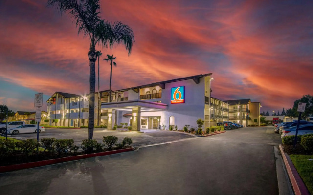 Motel 6 Ontario, CA - Convention Center - Airport