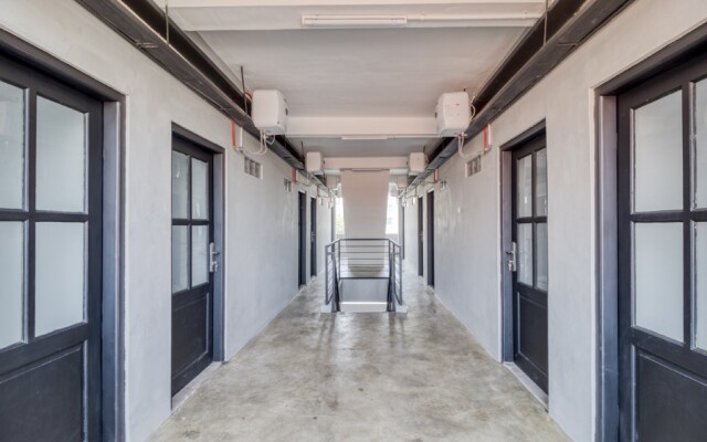 RedDoorz Syariah near Galeria Mall Yogyakarta