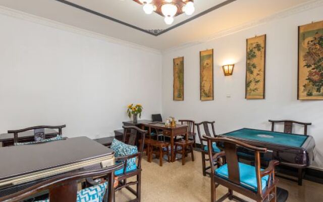 Zhi Lan Court Inn