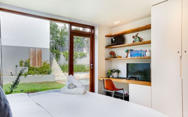 Cheviot Green Point Villa
