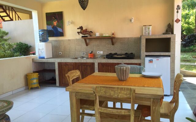 Villa Anjing 2