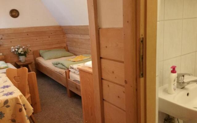 Camping Harenda Pokoje Gościnne i Domki