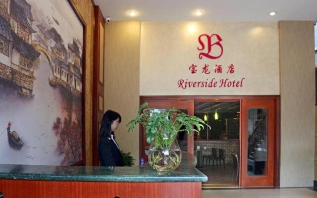 Riverside Hotel