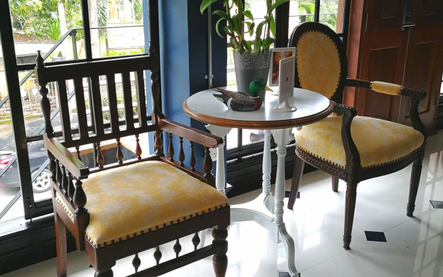 Bed In Town - Hostel