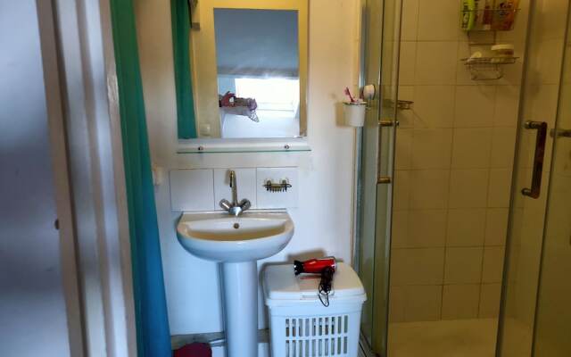 2 rooms flat Clichy Levallois