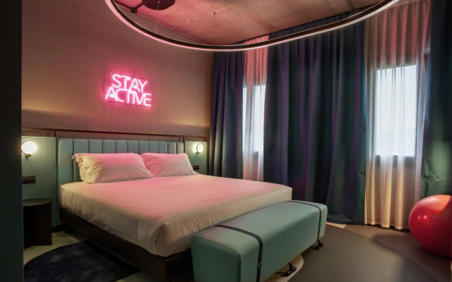 Stay Hotel