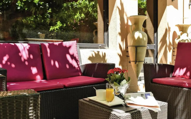 ibis Avignon Centre Pont de l'Europe