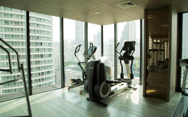 Circle Sukhumvit 11#Luxury#Pool#Gym#BTS Nana&MRT Sukhumvit#1BR#Max2ppl