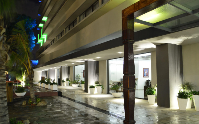 Hotel Cortez