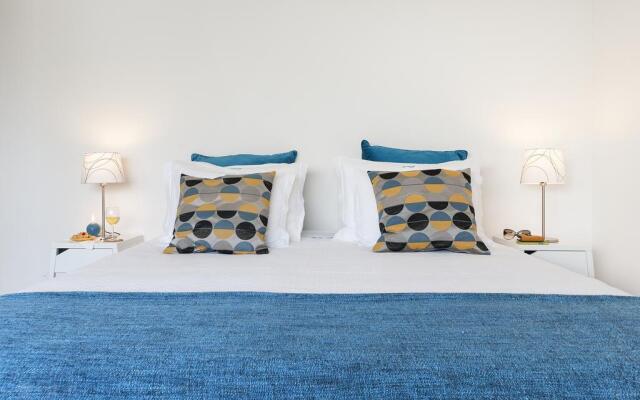 Beachouse - Surf, Bed & Breakfast