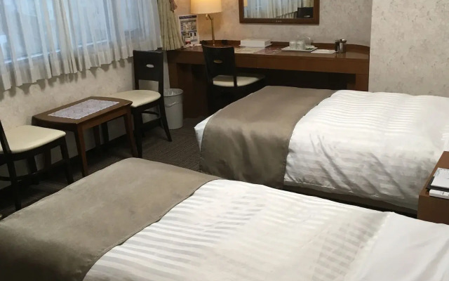 Shinmatsudo Station Hotel