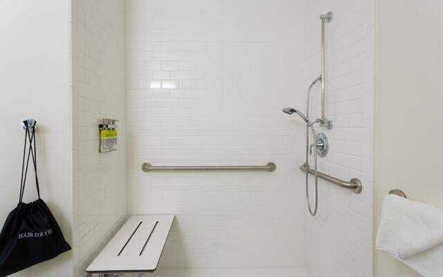 Candlewood Suites Miami Intl Airport-36th St by IHG