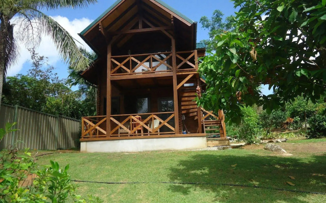 Lemongrass Lodge