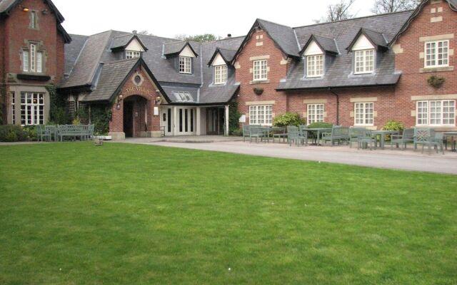 The Villa Wrea Green
