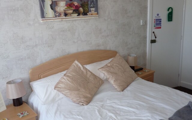 Whitecliff Guesthouse
