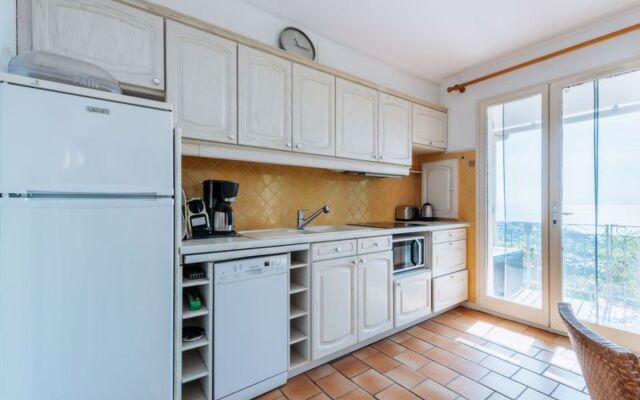 Les Sauvagières II 30390