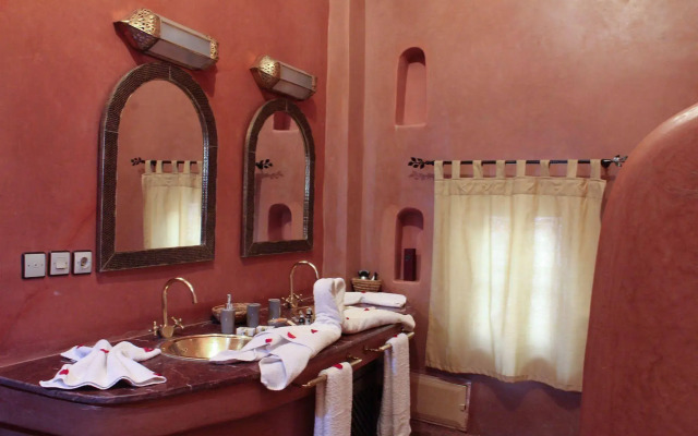 Le Pavillon Oriental