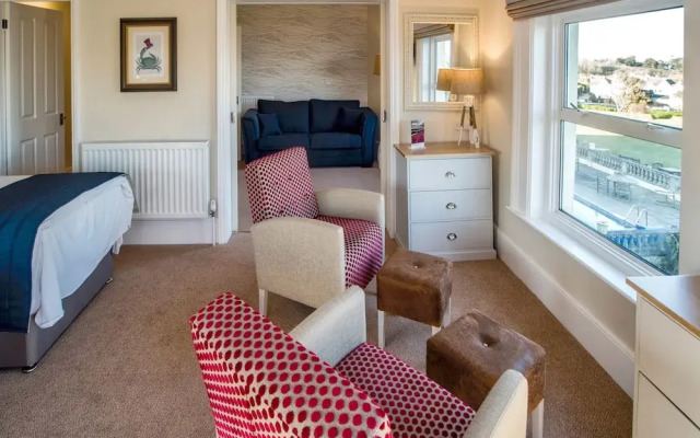 Freshwater Bay House