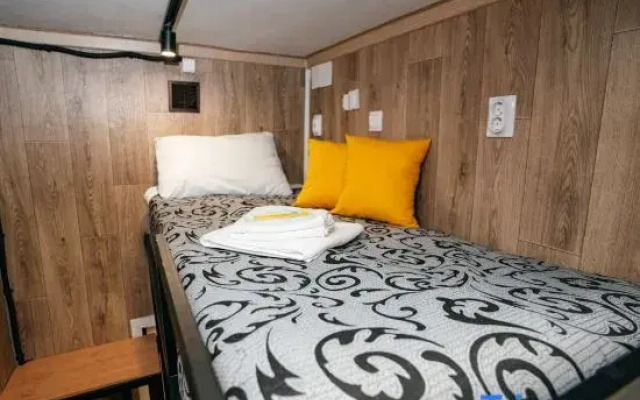 Vatslav Mini Hotel 24/7