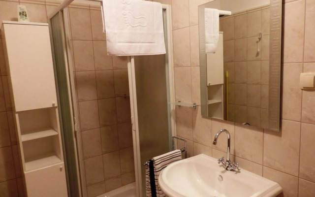 Center Stylish Apartment