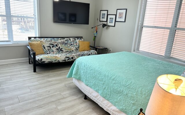 Dolphin Watch 3 Bedroom Townhouse by RedAwning