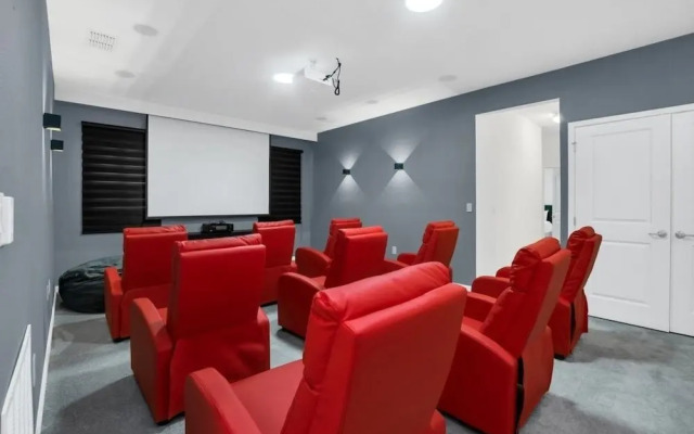 Beautiful 12 Bedrooms House 4473 12 Villa