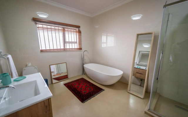 Luxury Boutique Home in Kyalami