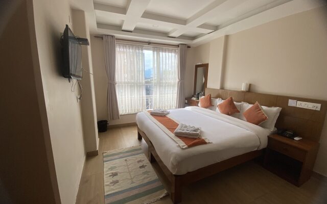 Hotel Lake Himalaya
