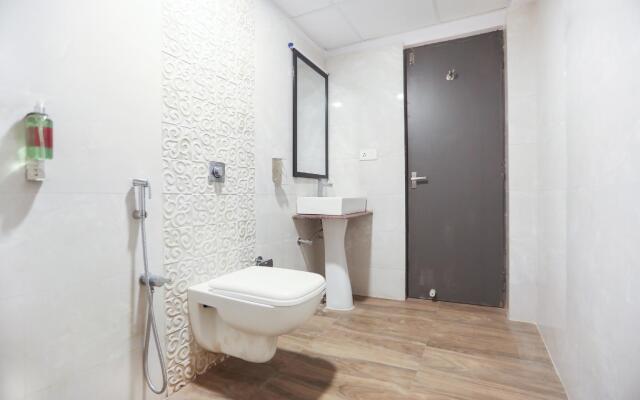 OYO Townhouse 152 Hotel Suncitel Airport