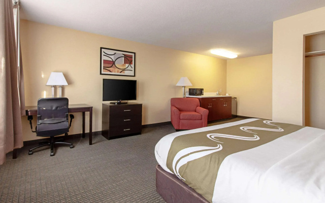 Quality Inn & Suites Lincoln North