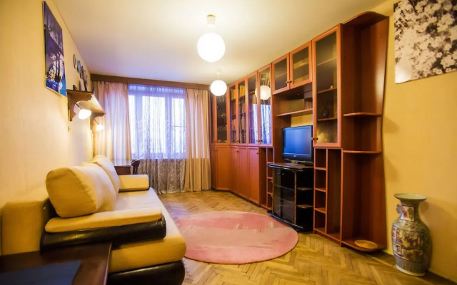 AG Apartment Basseynaya 53