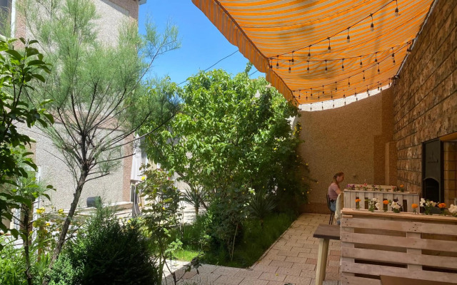 Gallery Guesthouse Aygestan