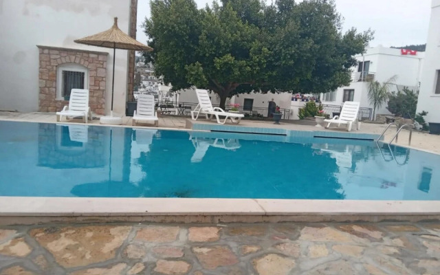 Cozy Flat in Bodrum With Shared Pool Near Beach