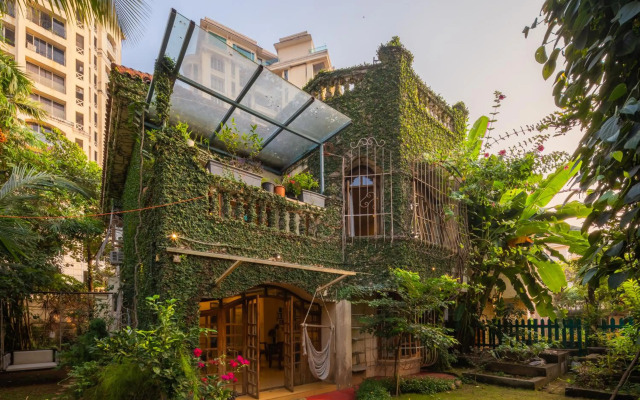 SaffronStays Birdsong, 3 BDR Pet-friendly Villa in Madh Island