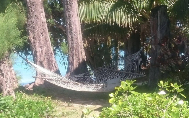 Aroa Beachside Resort